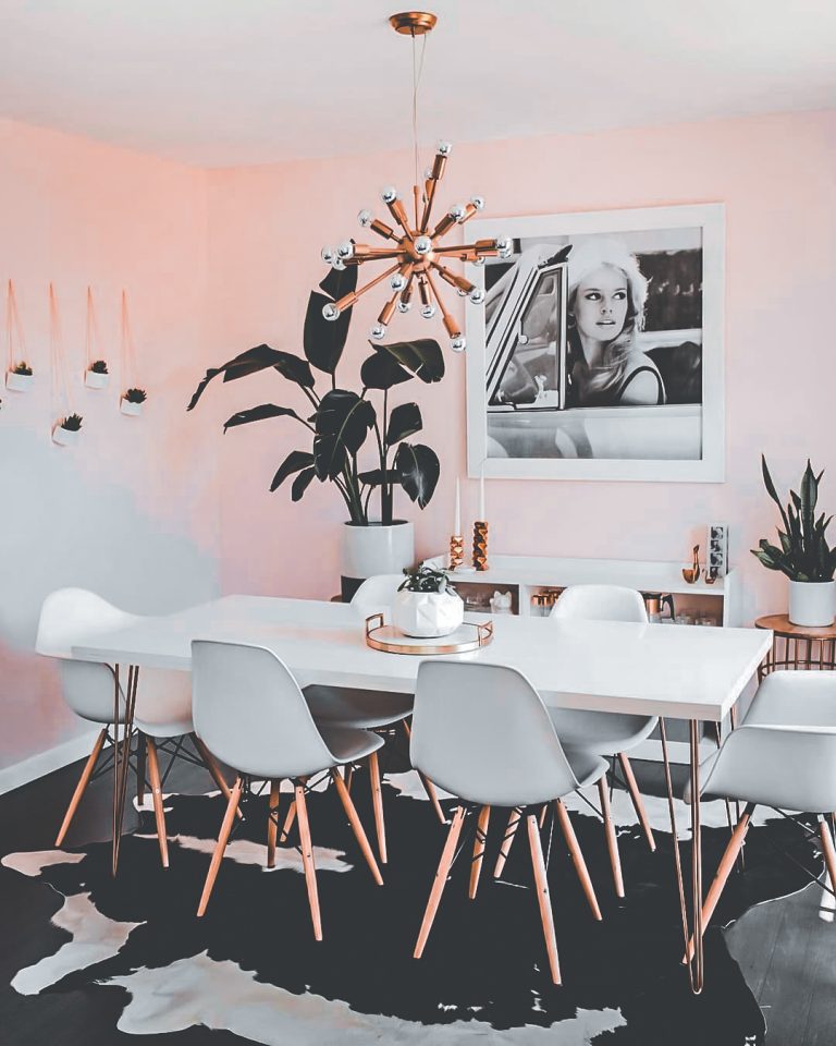 30 Living Rooms Adorned with Cowhide Rugs 2020 Page 14 of 30