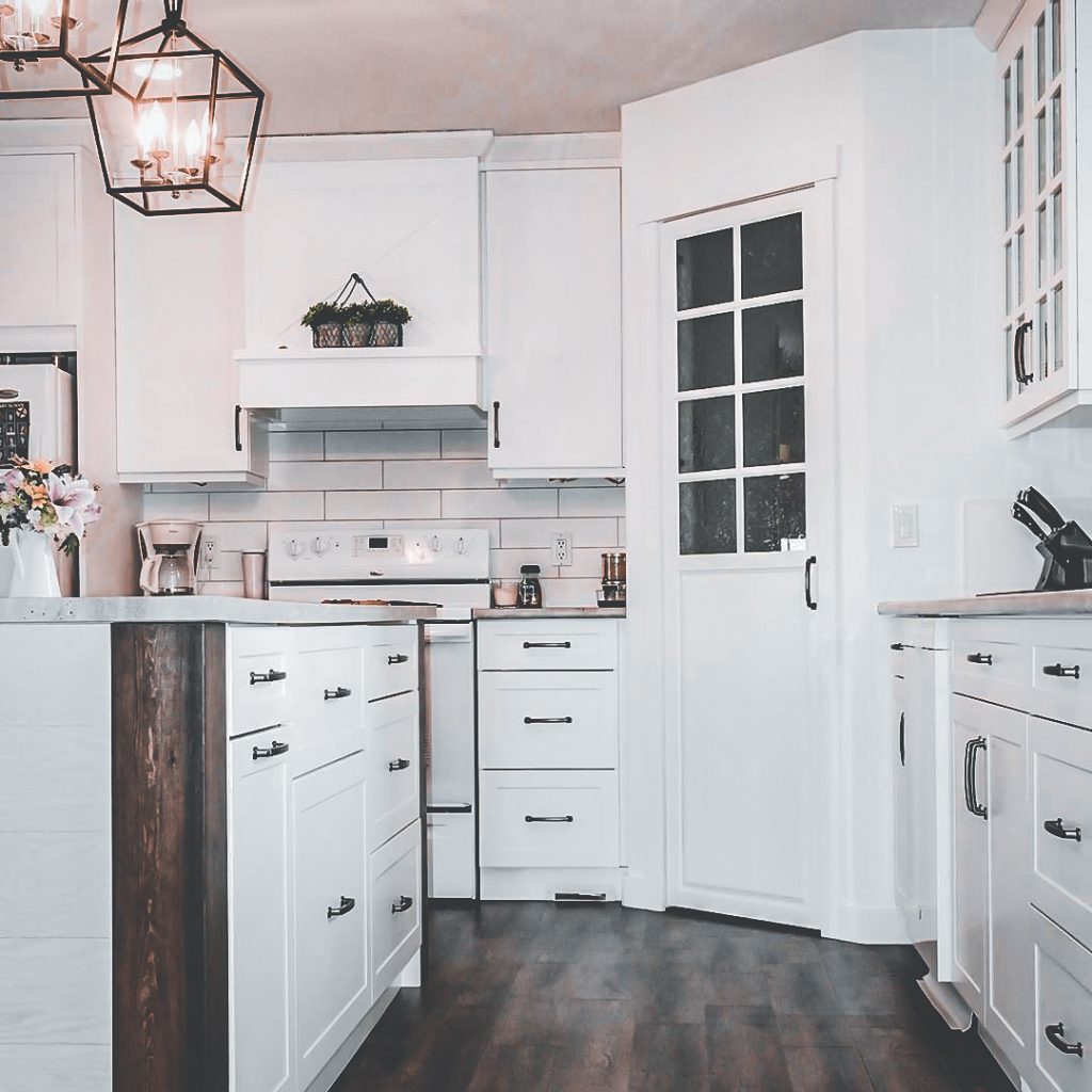 27 Modern Farmhouse Kitchen Ideas 2020 Page 11 of 27 martinaruby. com