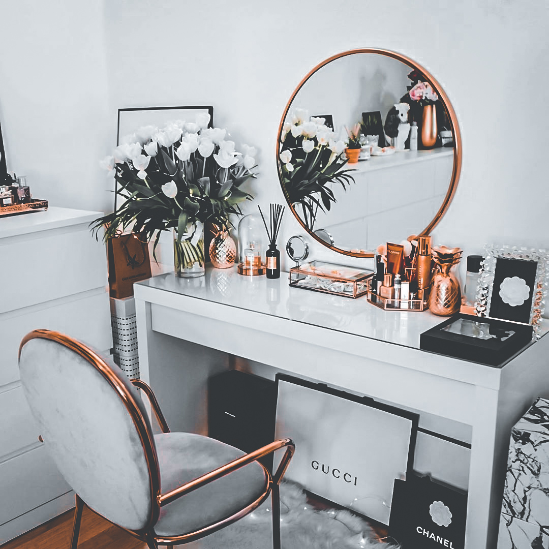 22-most-inspiring-makeup-vanity-table-ideas-for-inspiration-2020